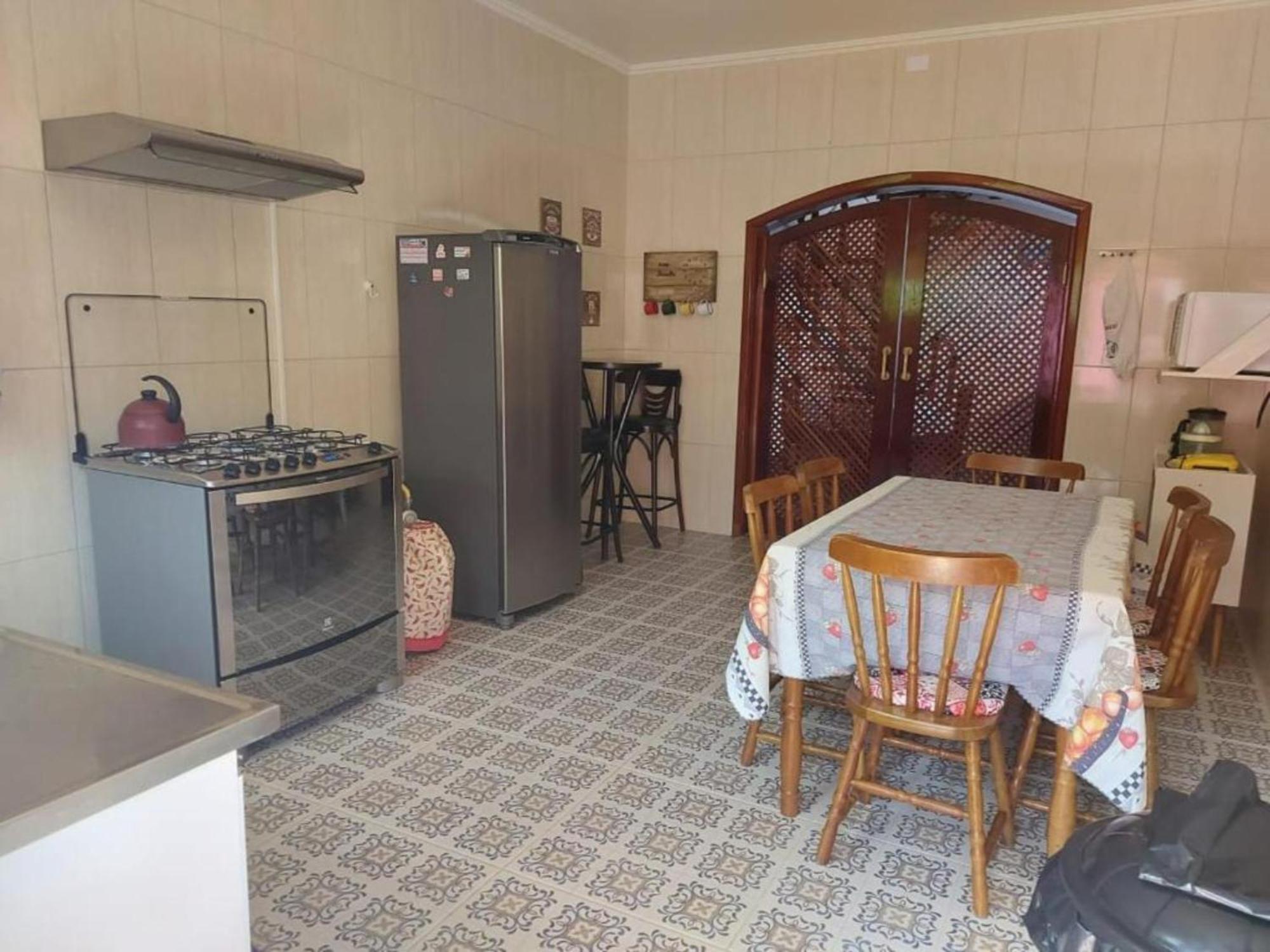 Casa Rosa De Peruibe - Casa De Temporada 3 Dormitorios, 10 Hospedes, Piscina, Wi-Fi, Netflix, 800 Metros Da Praia المظهر الخارجي الصورة