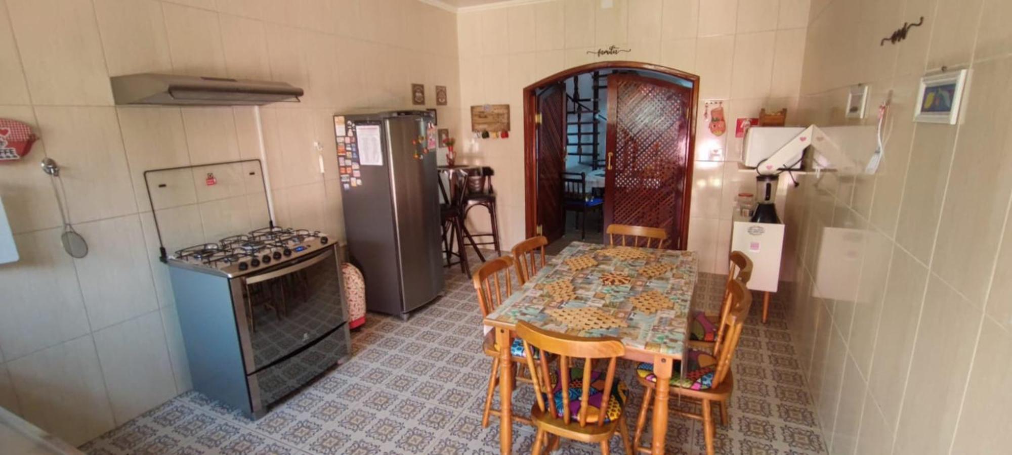Casa Rosa De Peruibe - Casa De Temporada 3 Dormitorios, 10 Hospedes, Piscina, Wi-Fi, Netflix, 800 Metros Da Praia المظهر الخارجي الصورة